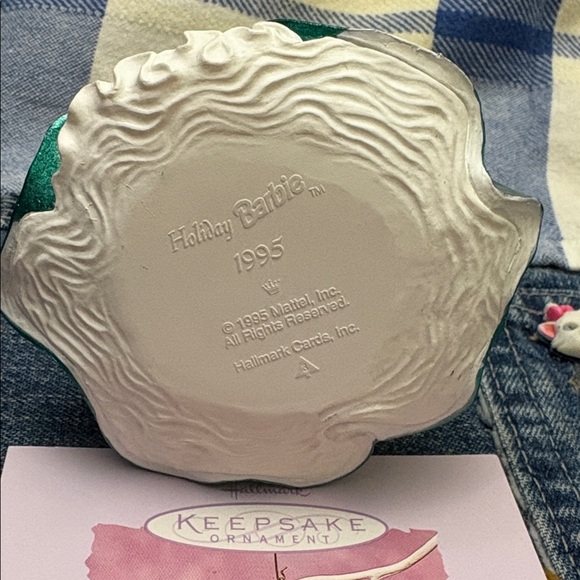 Vintage‎ 1995 Holiday Barbie Hallmark Keepsake Christmas Ornament #3 in Box - Picture 6 of 14